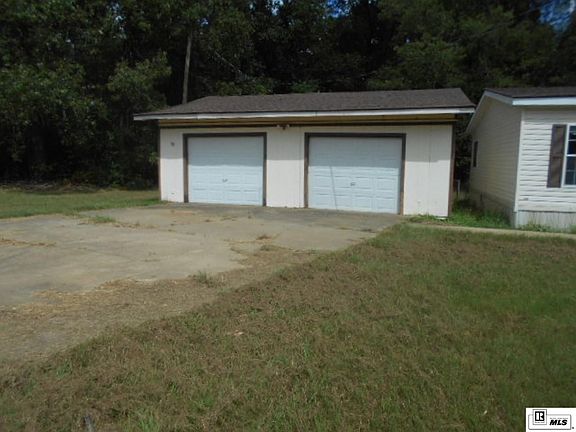 3rd image of 139 Booger Ln