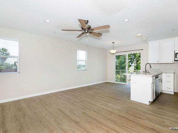 4th image of 6278 Osler St