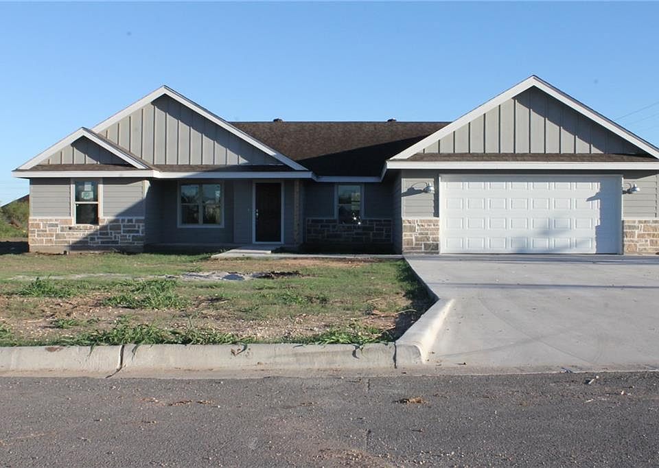 1st image of 108 Foxtrot Ln