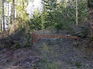 100 N Paradise Dr, Lilliwaup, WA 98555