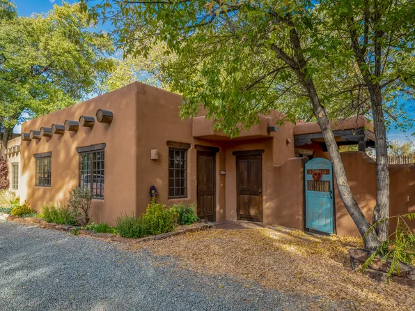 632 Old Santa Fe Trl APT 7, Santa Fe, NM 87505