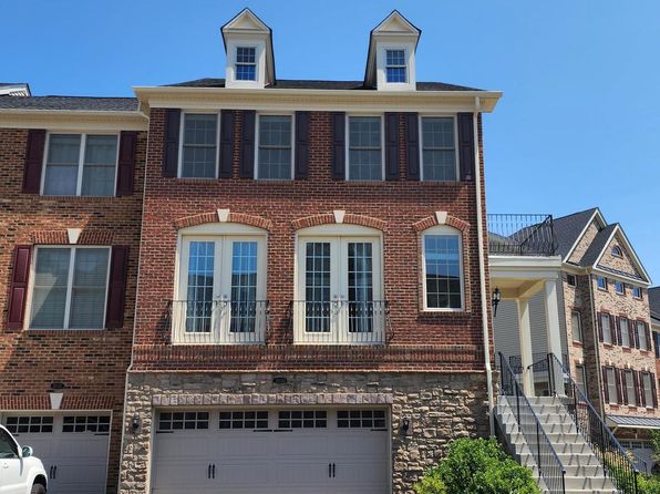 25020 Cambridge Hill Ter
