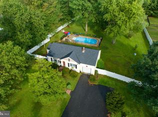 221 Congo Rd, Gilbertsville, PA 19525