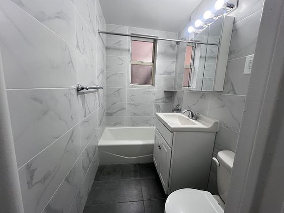 5th image of 238 E 74th St APT 1