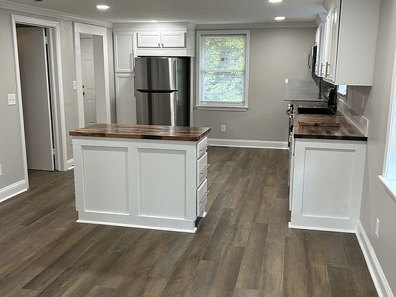 5th image of 606 1st Ave S