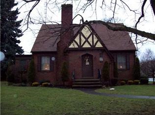 2526 Old Pittsburgh Rd, New Castle, PA 16101