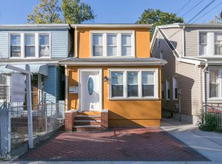 10926 126th St, South Ozone Park, NY 11420