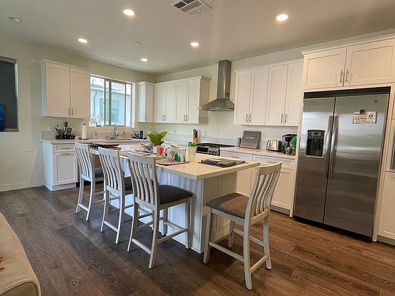 3rd image of 19532 W Astor Pl