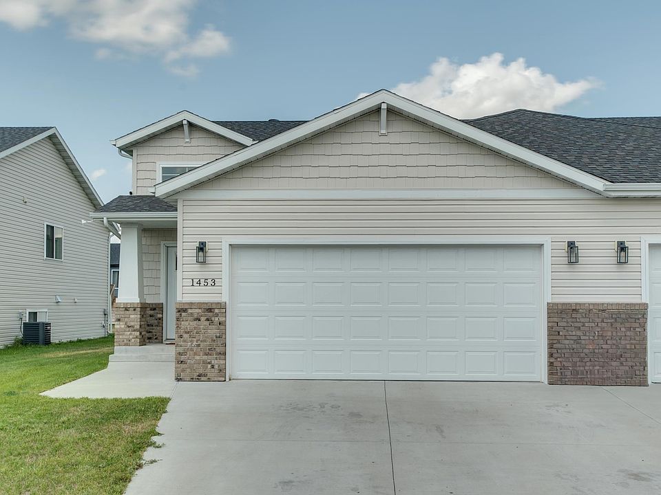 1st image of 1453 69th Ave S