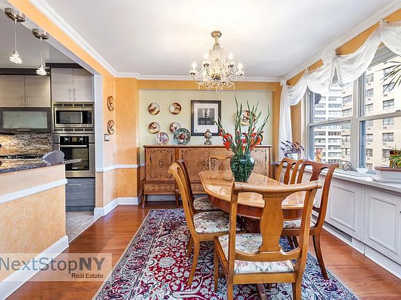 4th image of 420 E 72nd St APT 7B