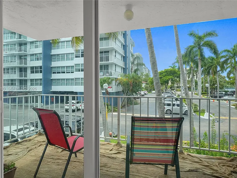 16558 NE 26th Ave #2A — Photo 18
