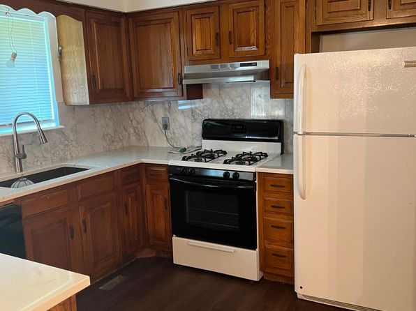 3204 S 128th East Ave