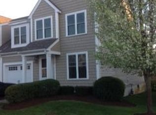 18 Barker Square Dr, Pembroke, MA 02359