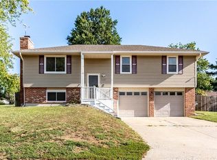 121 SE 245th Rd, Warrensburg, MO 64093