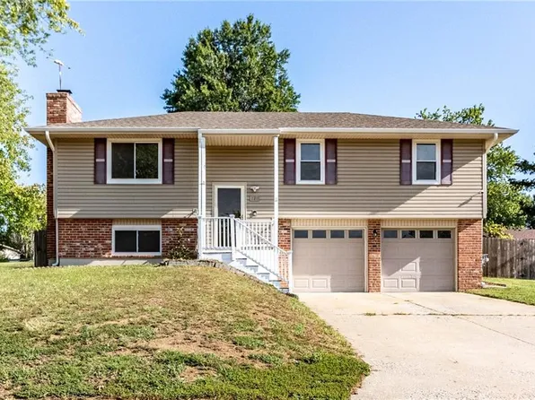 121 SE 245th Rd, Warrensburg, MO 64093