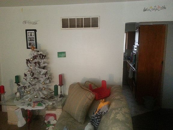 3rd image of 44 Vierling Dr