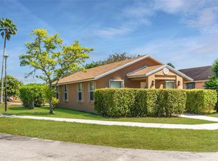 12227 SW 203rd St, Miami, FL 33177