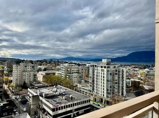 1590 W 8th Ave #1201, Vancouver, BC V6J 4R8