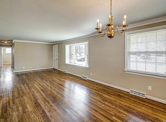 4th image of 4109 N Lakefront Dr