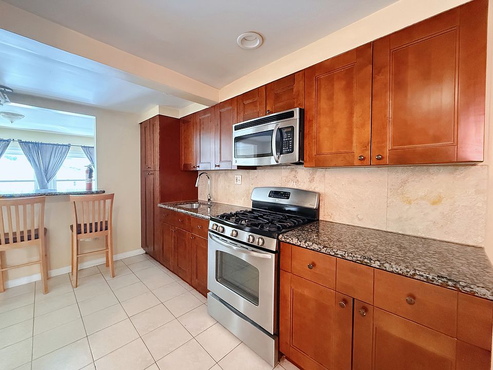1st image of 4508 Liberty Ave #2