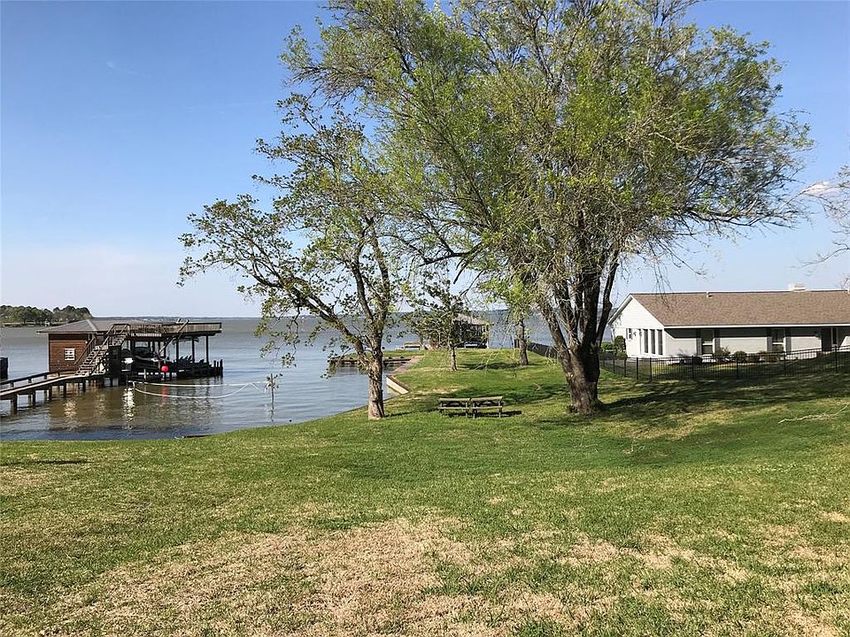 1st image of 194 Pruitt Dr