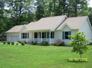 14 Beaver Pond Cir, Harrington, DE 19952