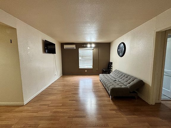 3rd image of 507 W Estes Ave APT 7