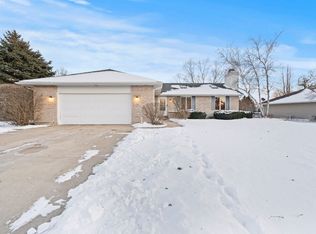 308 Andrea Dr, Manhattan, IL 60442