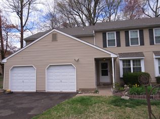 565B S Dove Rd #B, Morrisville, PA 19067