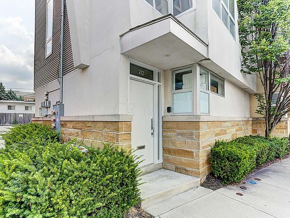 3rd image of 212 S Washington Ave