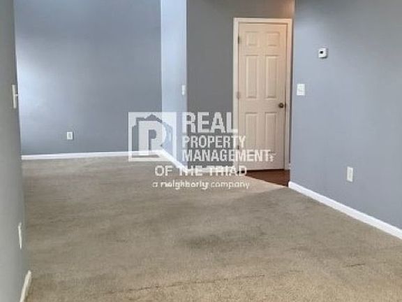 3rd image of 4443 River Forest Ln