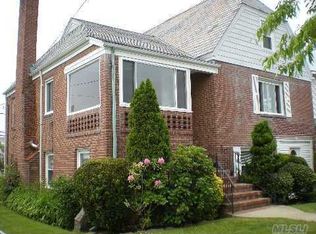 48 Lester Ave, Freeport, NY 11520