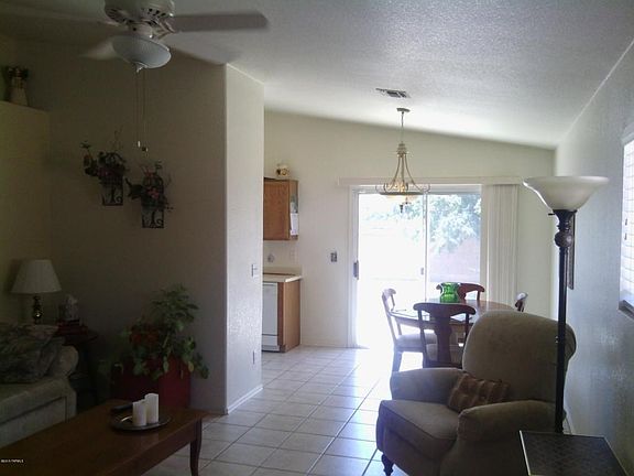 4th image of 2219 W Frostwood Ln