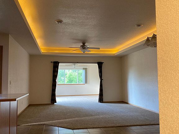5th image of 1552 Leila Ln