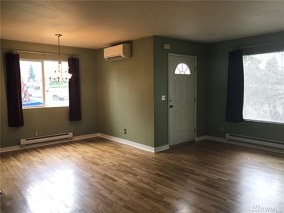 4th image of 3641 S Asotin St