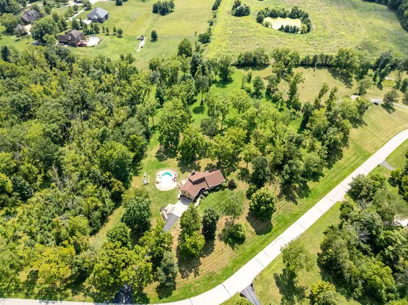 659 Aylor Ln, Walton, KY 41094