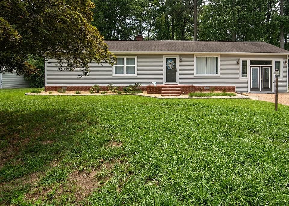 1st image of 20 Crystal Ln