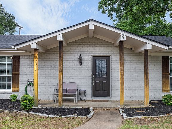 3rd image of 2802 Woodmeadow Dr