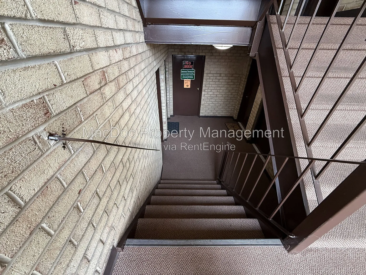 2 bed, 1.5 bath, 794 sqft, $1,745 — Photo 3
