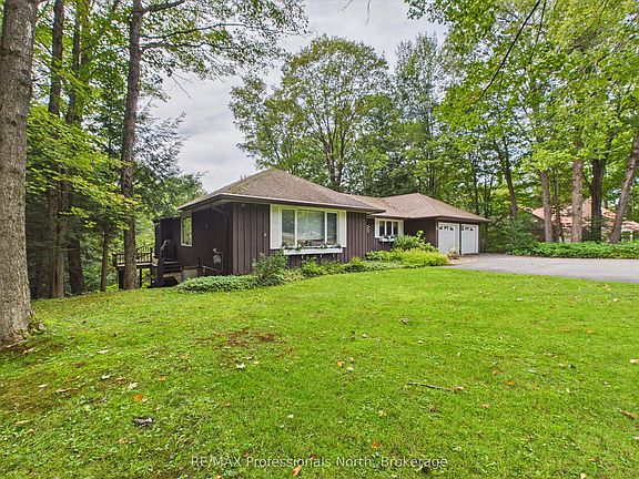 3rd image of 52 Golf Course Rd