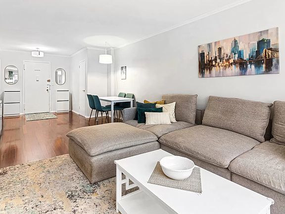 3rd image of 440 E 62nd St APT 15H