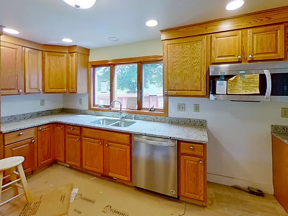 127 Potwine Ln