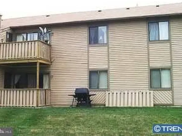 2715 Adams Ct, North Wales, PA 19454