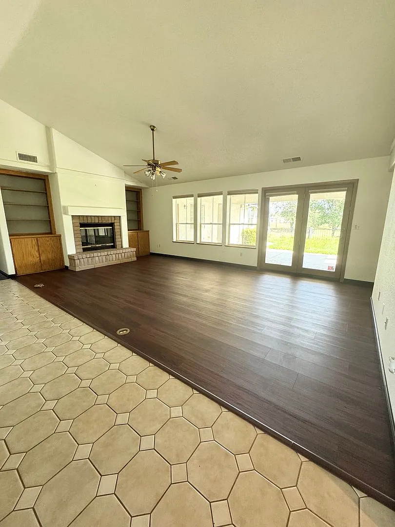 Executive Home in Gold Hills! — Photo 4