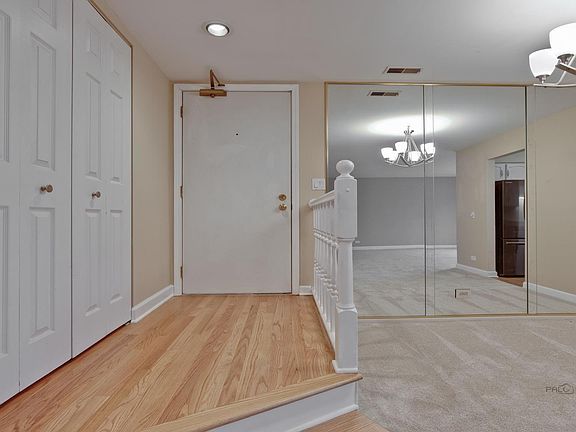 4th image of 1444 Clairmont Ct #207