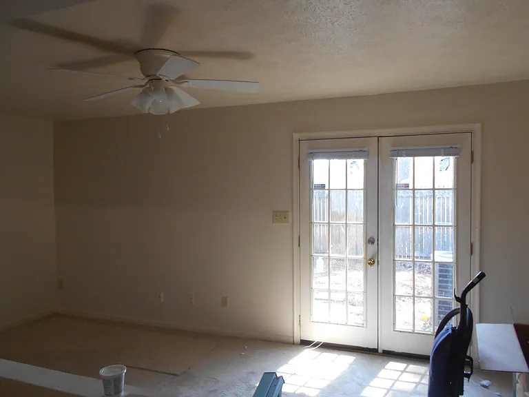 304 Circuit Ln — Photo 2