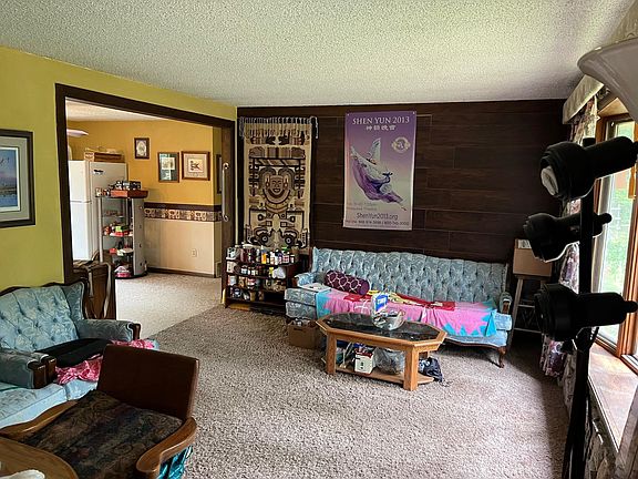 5th image of 1358 S Cypress Dr