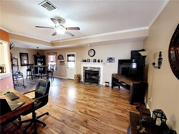 3rd image of 5707 Stonehaven Ln