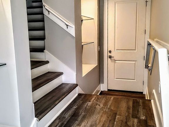 5th image of 4072-1 Biltmore Ave