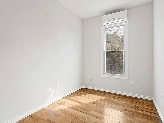 3rd image of 21 Gunther Pl